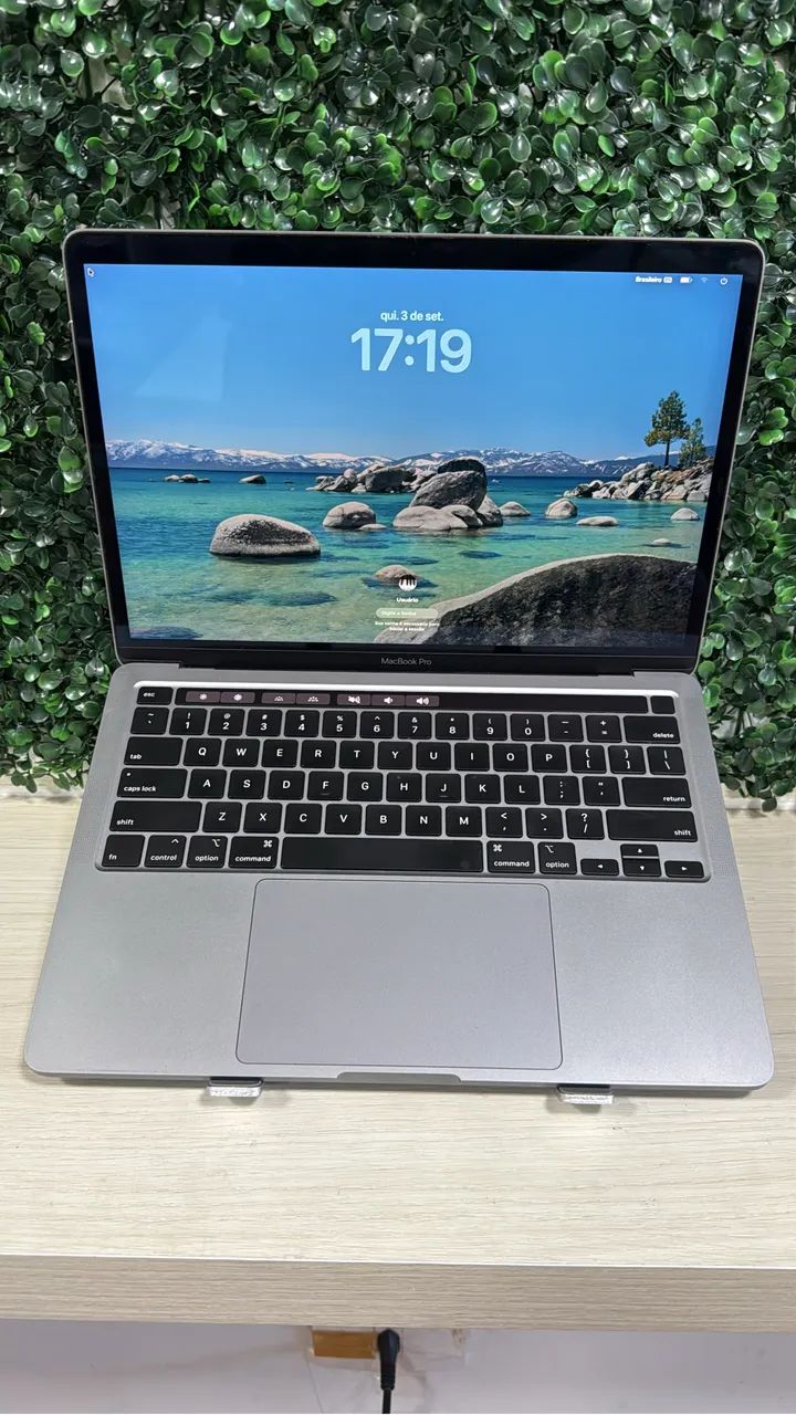 MacBook Pro 13 2020 i5 16GB RAM SSD 256GB Retina Touch Bar