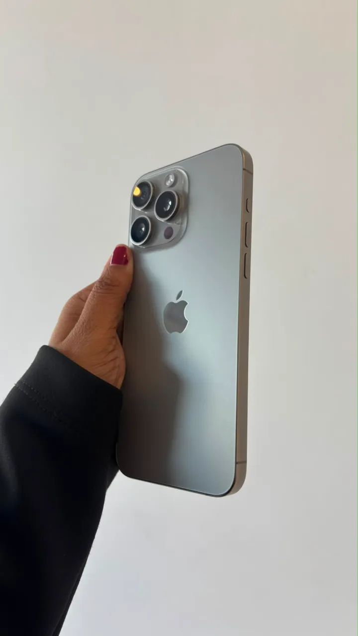 IPHONE 15 PRO MAX - Foto 2