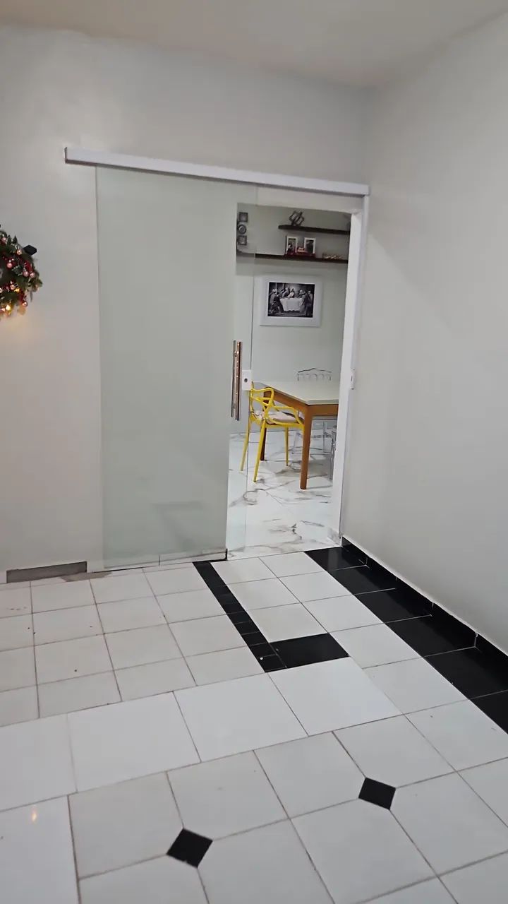 Sobrado com 2 apts fundos - Foto 4