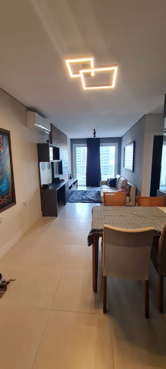 Alugo apartamento mobiliado no centro com dois quartos, uma suíte e uma vaga de garagem. - Foto 5