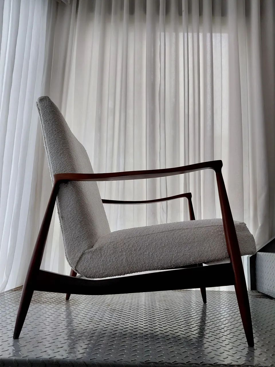 Poltrona Moveis Cimo Modernista 1960 - caviuna e bouclê boss - Foto 4