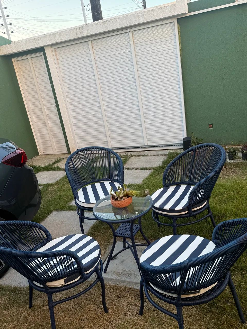 Conjunto 4 cadeiras e mesa - Foto 3