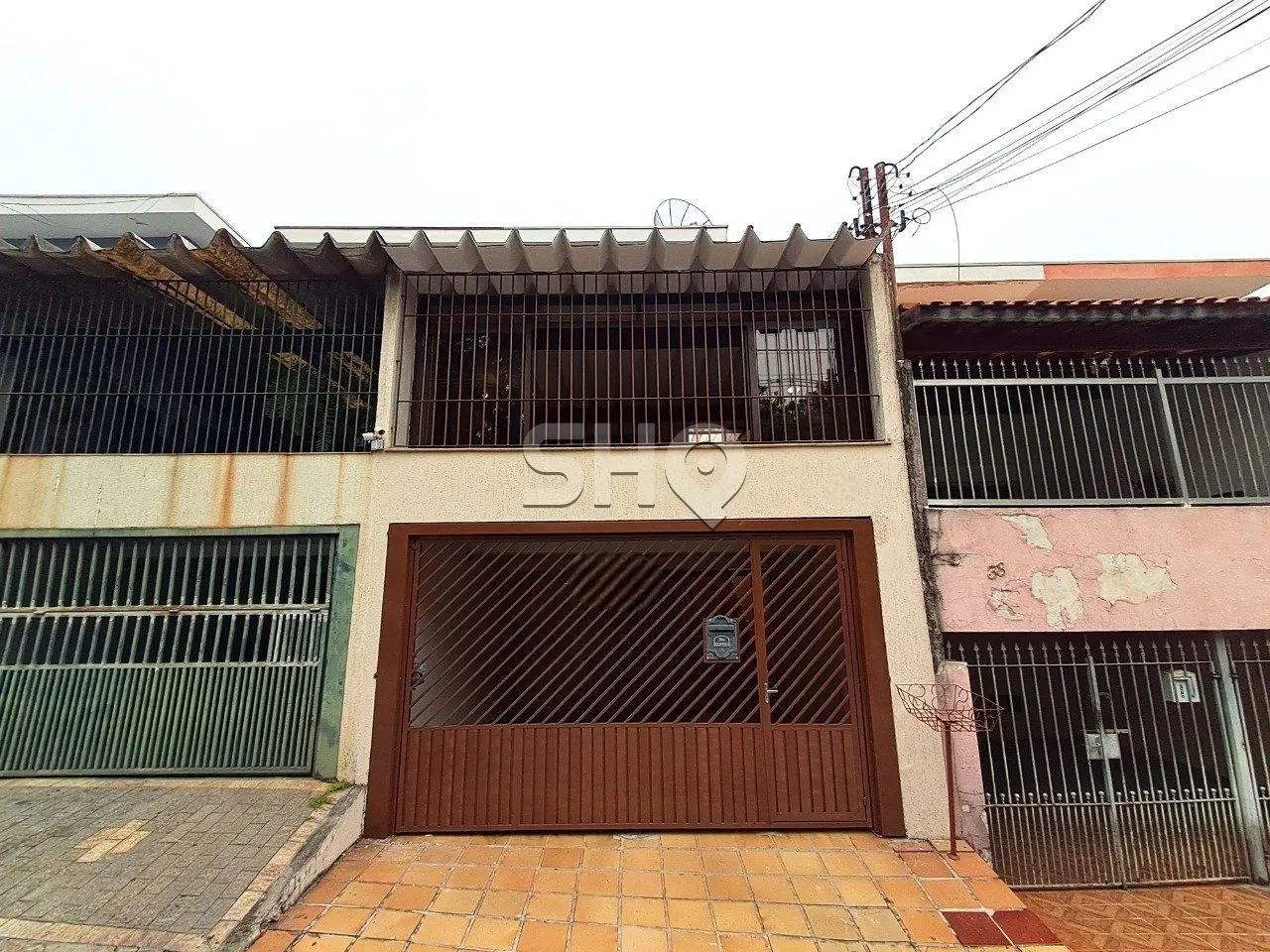 Sobrado no Parque São Domingos com 3 Dormitórios e 216m²