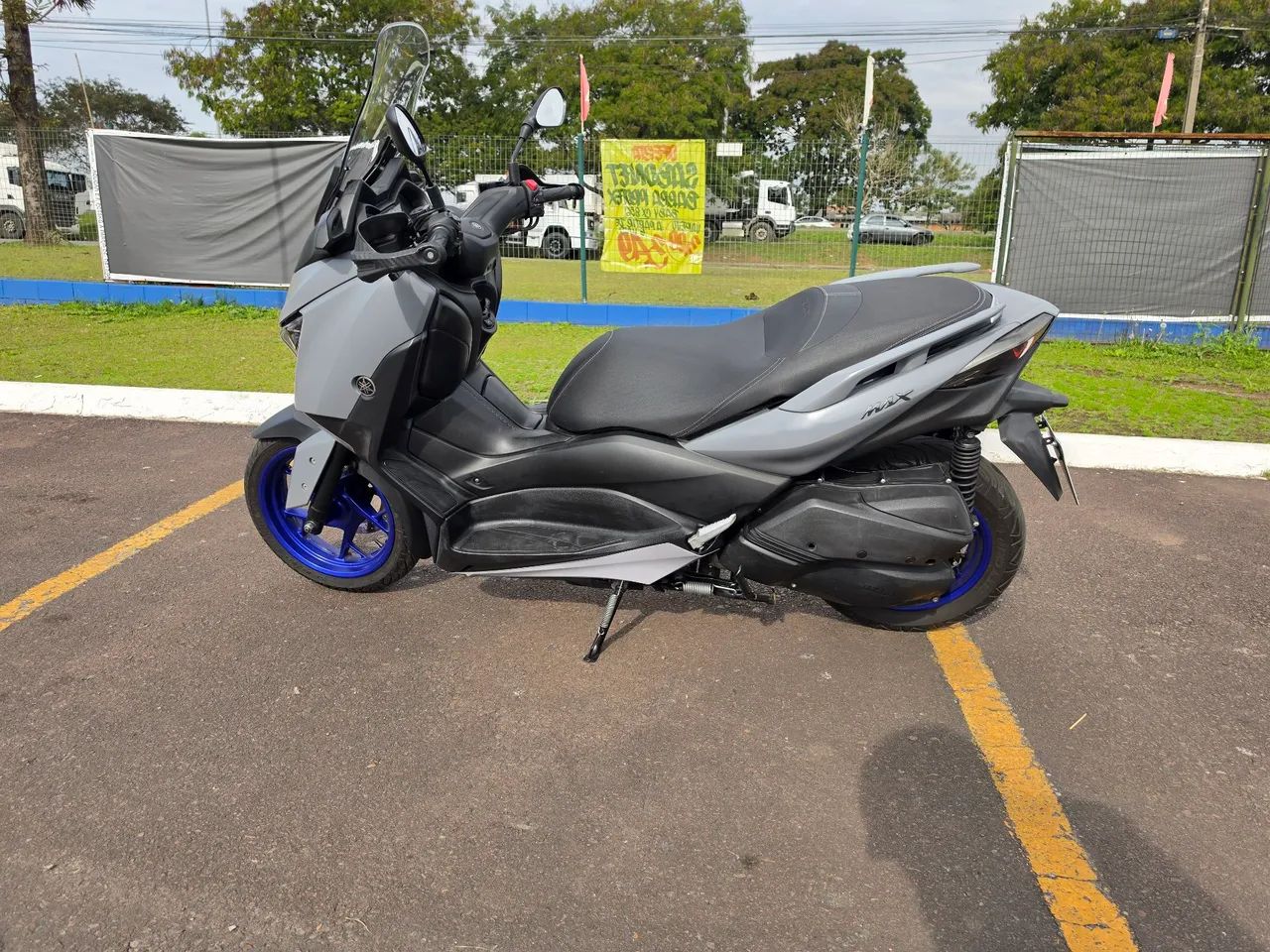 Xmax 250 - Foto 2