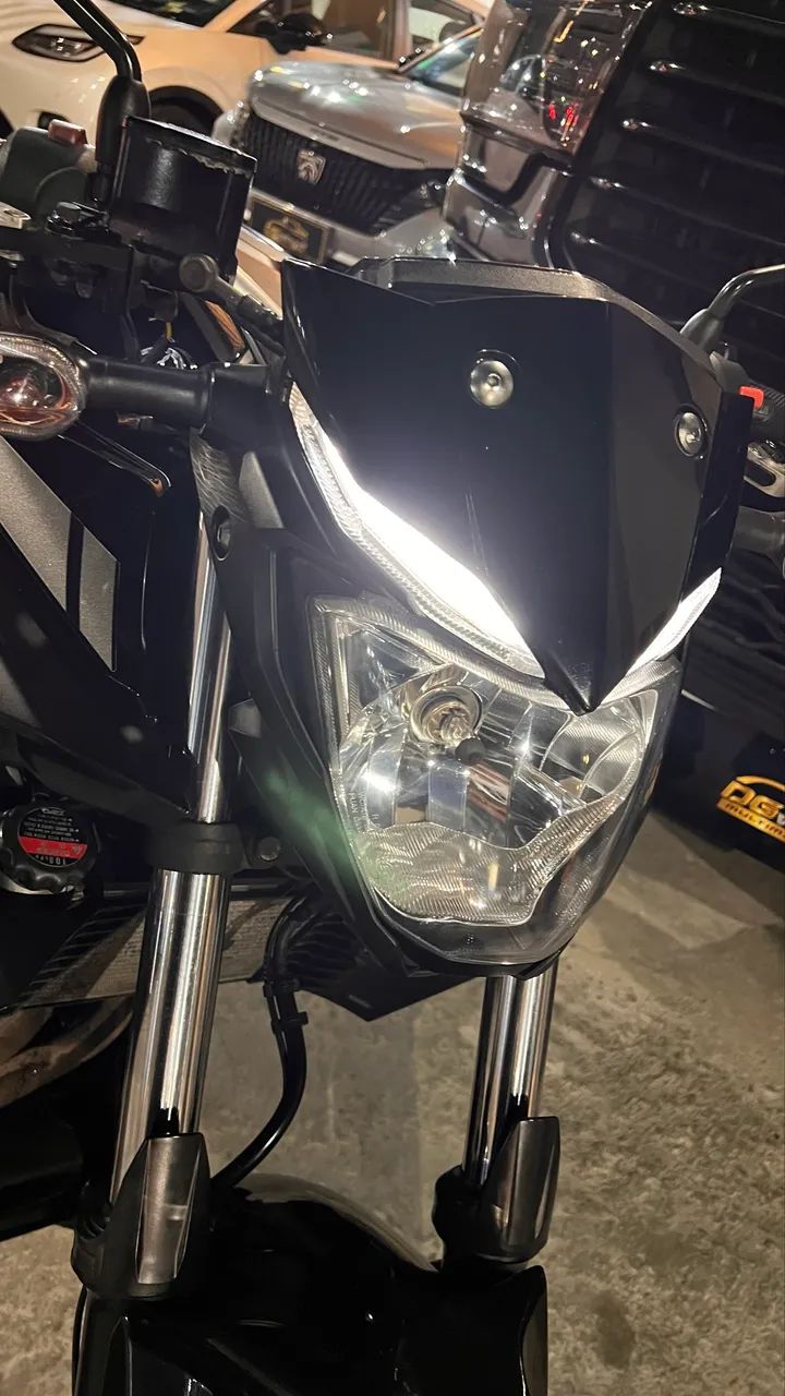 YAMAHA MT-03 2019  - Foto 3