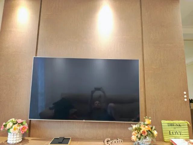 TV LG UJ 7500 55 Polegadas (Leve detalhe na imagem) - Foto 3