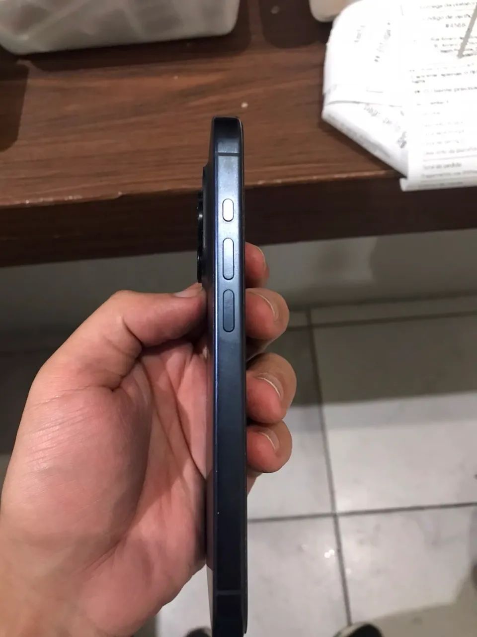 IPHONE 15 PRO NA CAIXA, 2 MESES DE USO - Foto 3