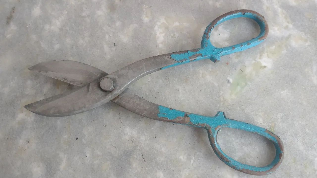 Tesoura funileiro para chapa modelo americano 10 polegadas 