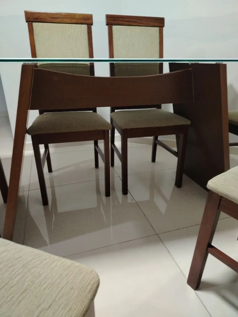 Mesa jantar com cadeiras
