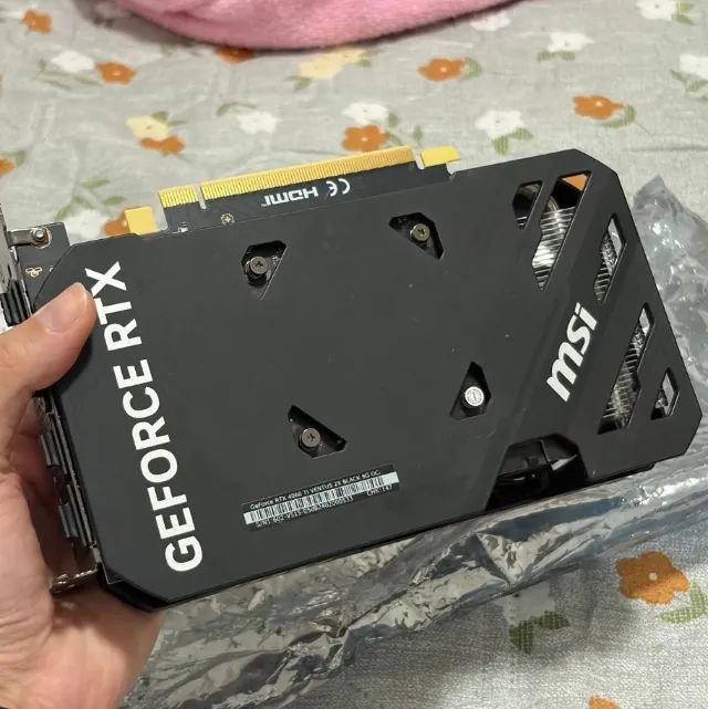 RTX 4060 Ti 8GB - MSI - Foto 3