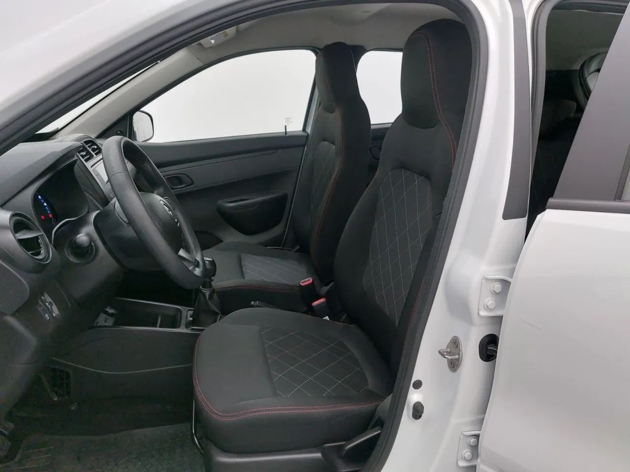 Renault Kwid 1.0 Zen, foto 16 de 18