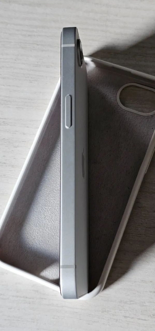 Iphone 16e 256GB Novíssimo! - Foto 2