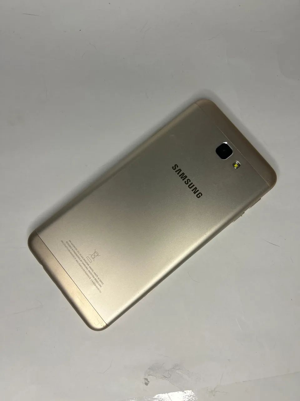 Samsung Galaxy J7 Prime (modelo SM-G610M) - Foto 2
