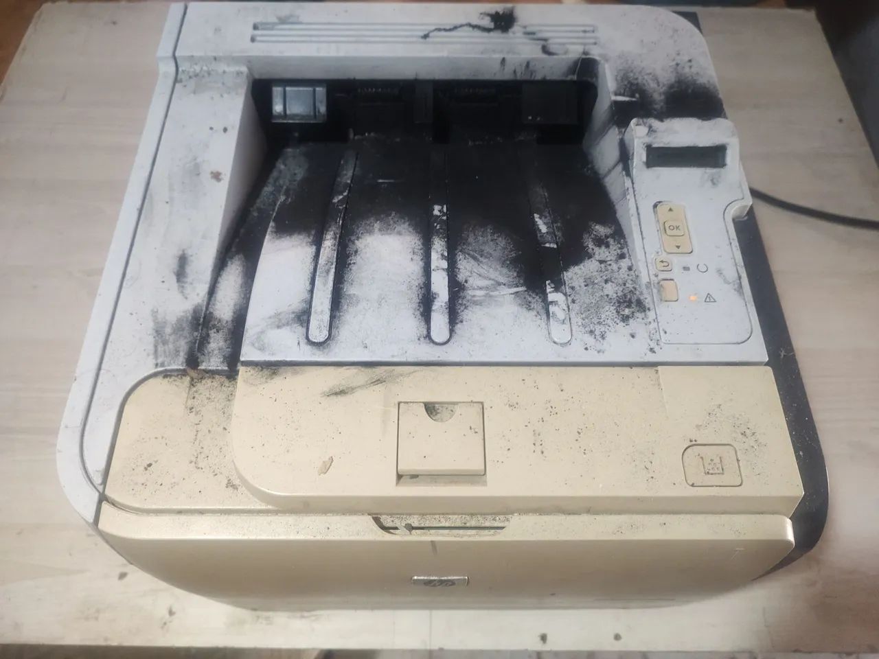 Impressora HP LaserJet P2055dn - Foto 3