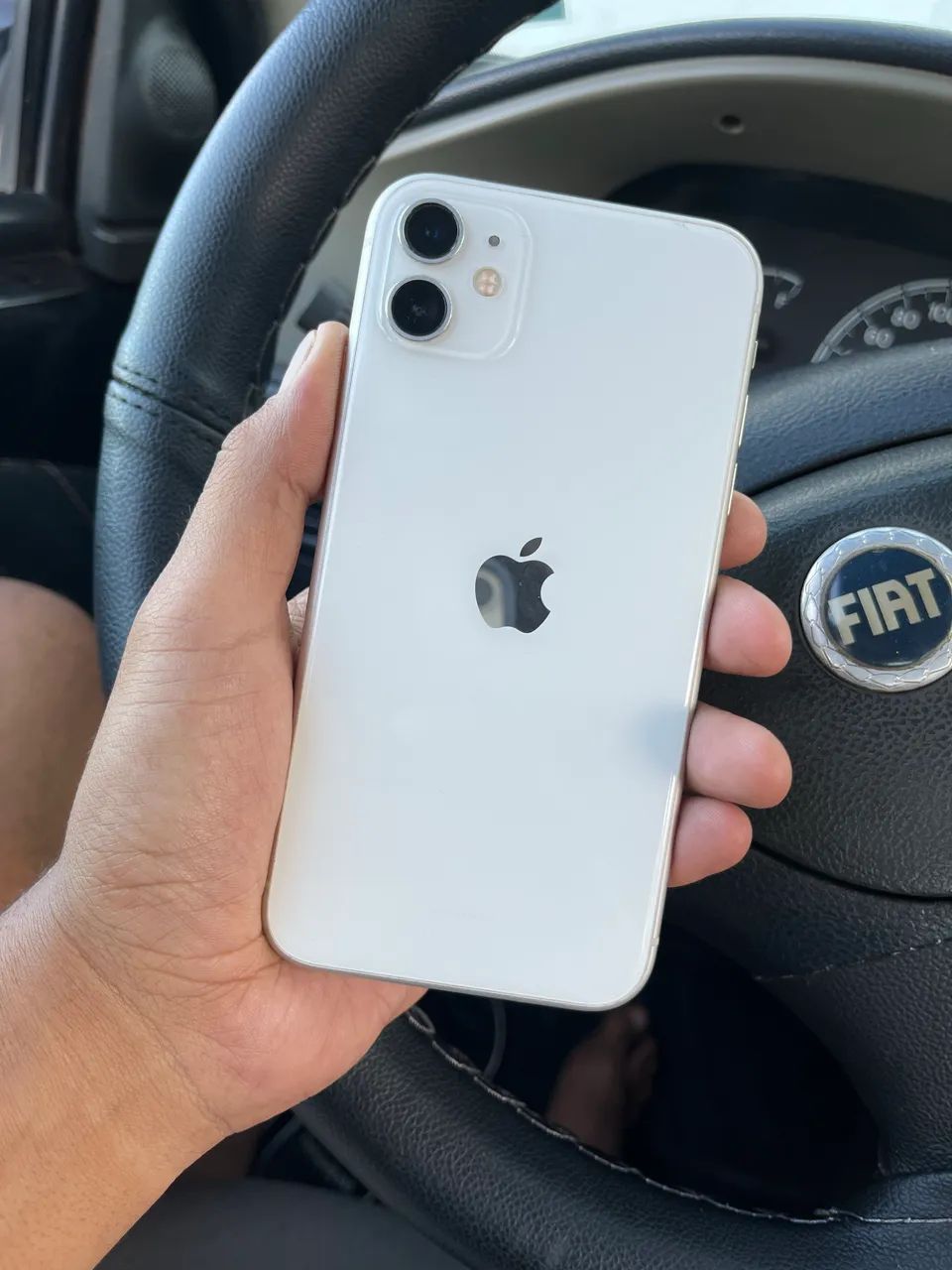 IPhone 11 - branco   