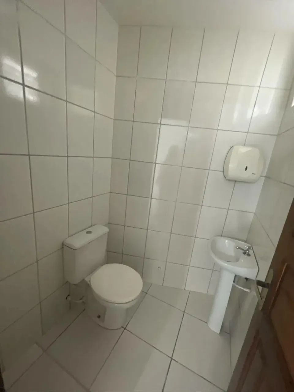 #ALUGO Sala comercial no Centro de Itaguaí-RJ. - Foto 3