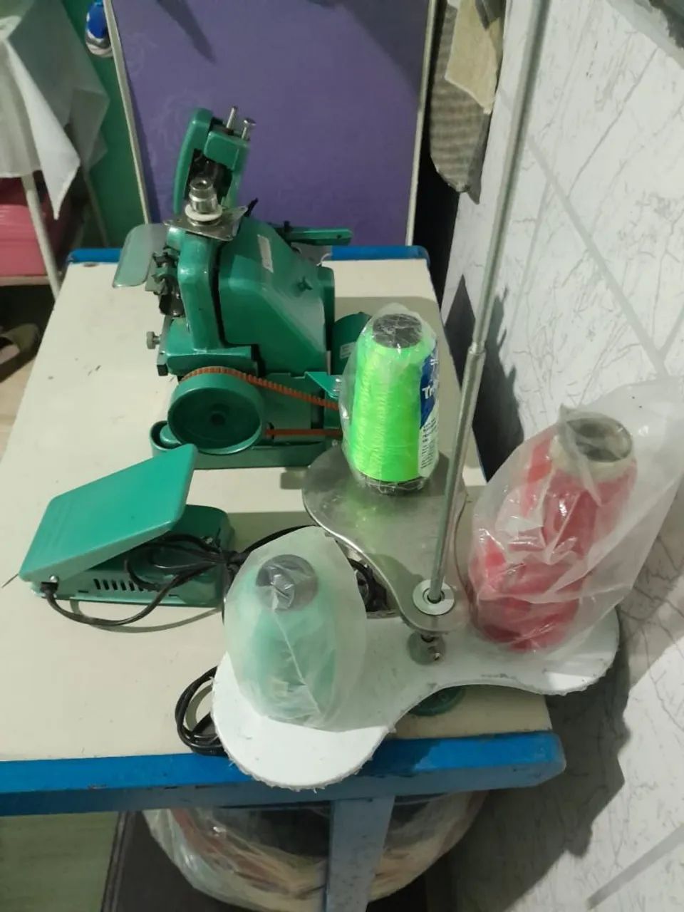 Máquina overloque industrial  - Foto 2