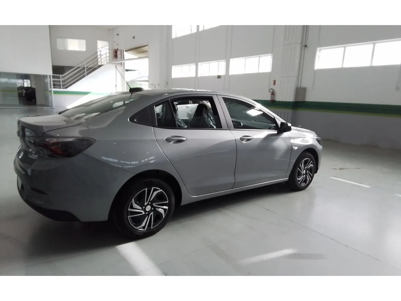 Chevrolet Onix Plus 1.0 12V TB Flex Aut. 4P, foto 7 de 9