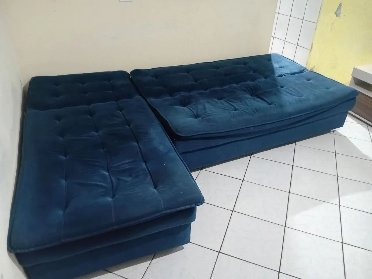 Sofá cama retratil azul  - Foto 3