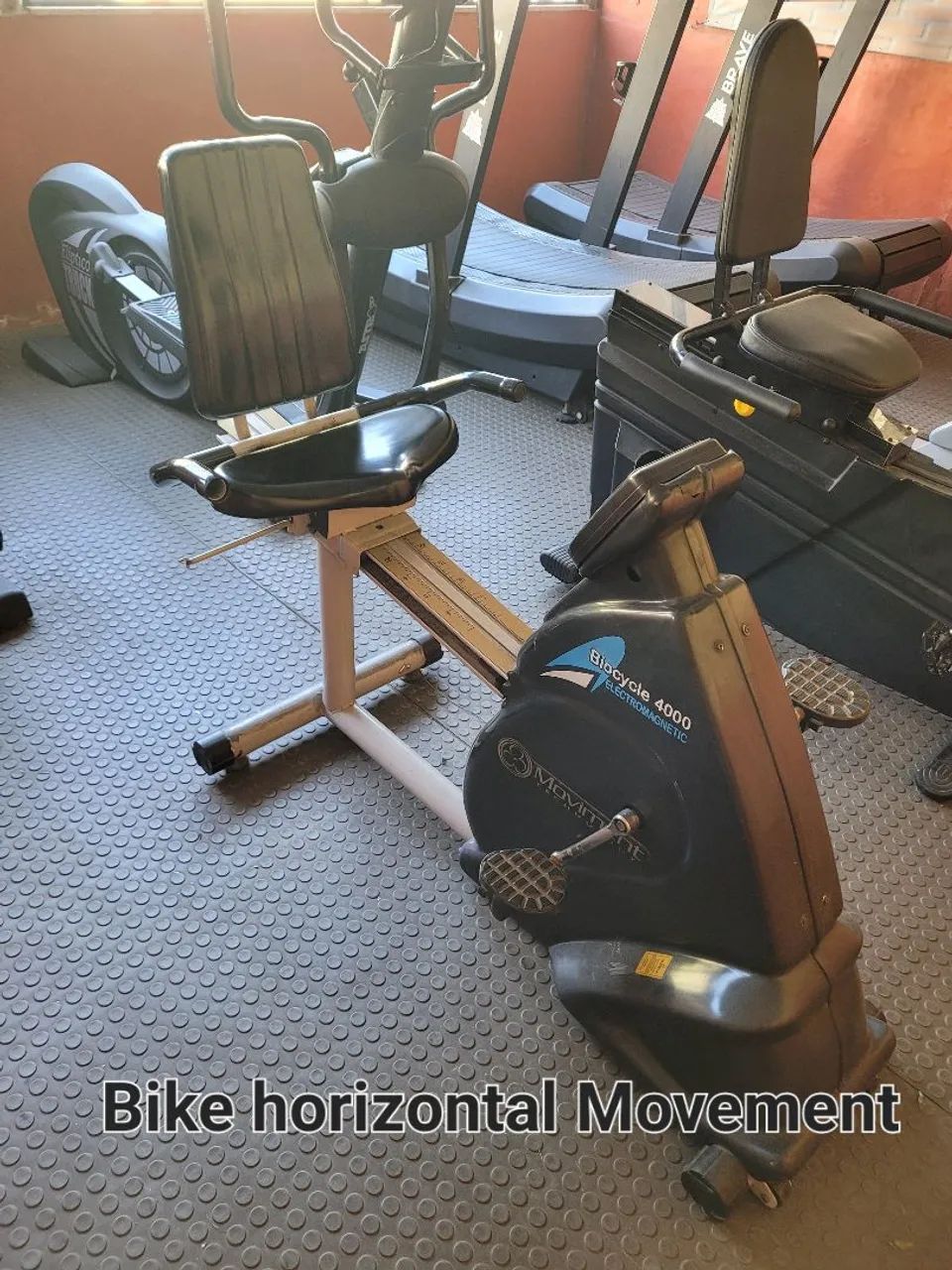 Aparelhos de musculação 