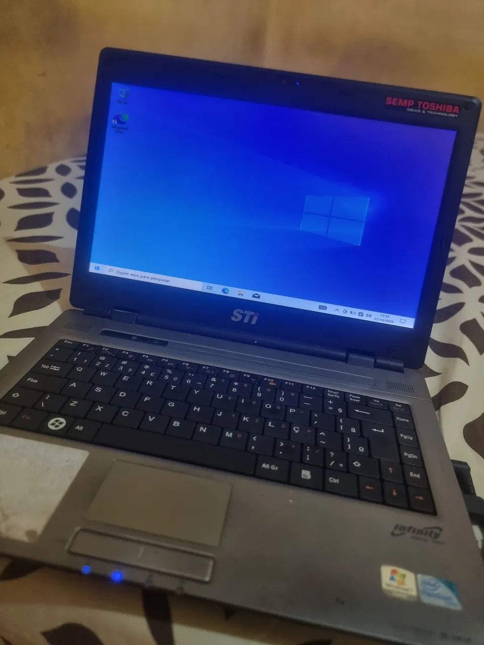 Notebook STI Funcionando perfeitamente  - Foto 2