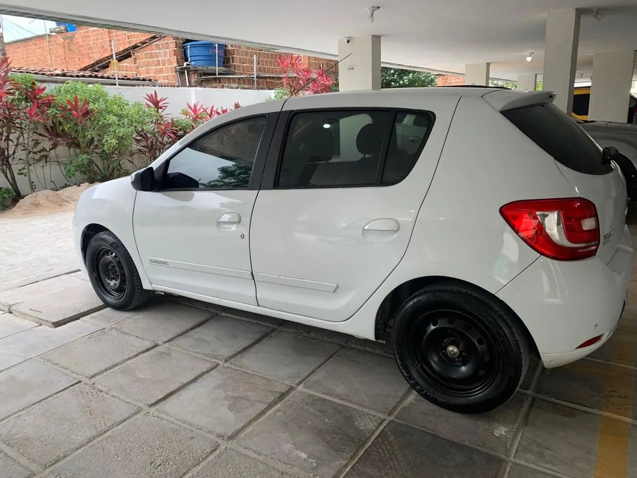 Renault Sandero 2015
