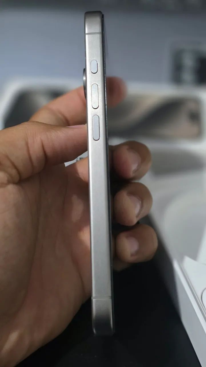 IPHONE 15 PRO - Foto 5