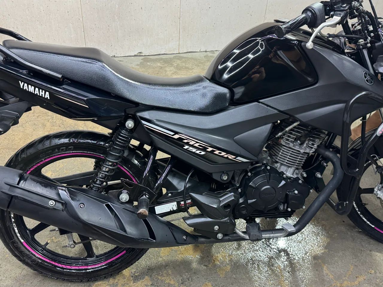 Vendo Factor 150 2021 Moto Extra 