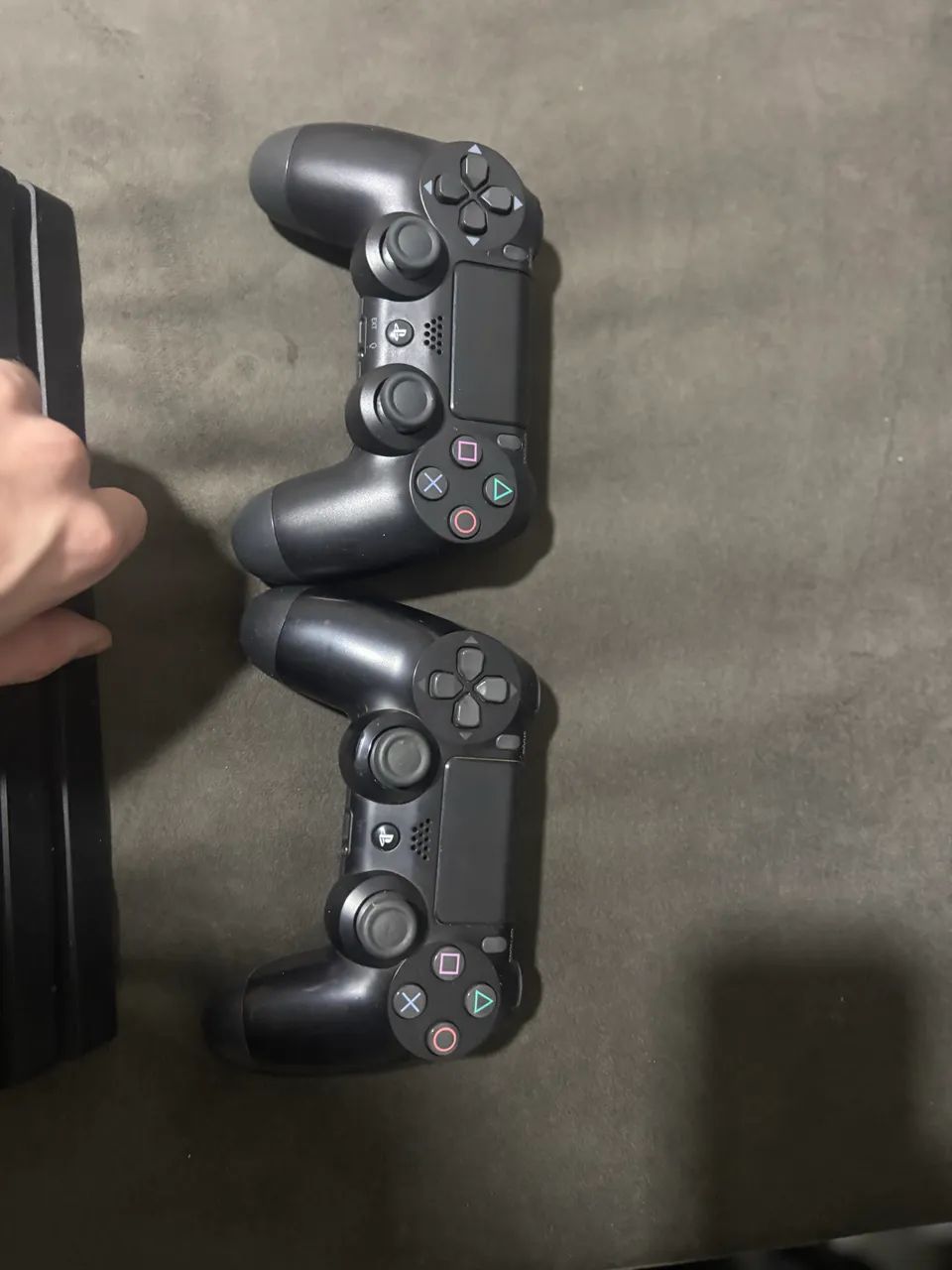 PS4 PRO 1TB - Foto 5