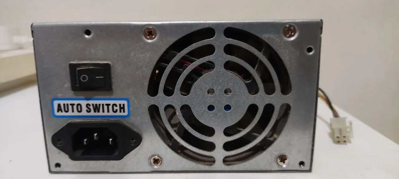 Fonte Nominal Soly Tech 235W ATX 