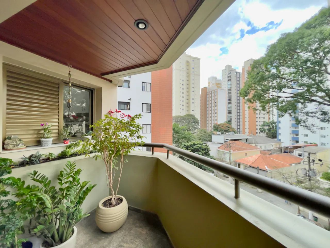 Apartamento para venda em Moema com 4 quartos, sendo 2 suítes, 142m² - Foto 4