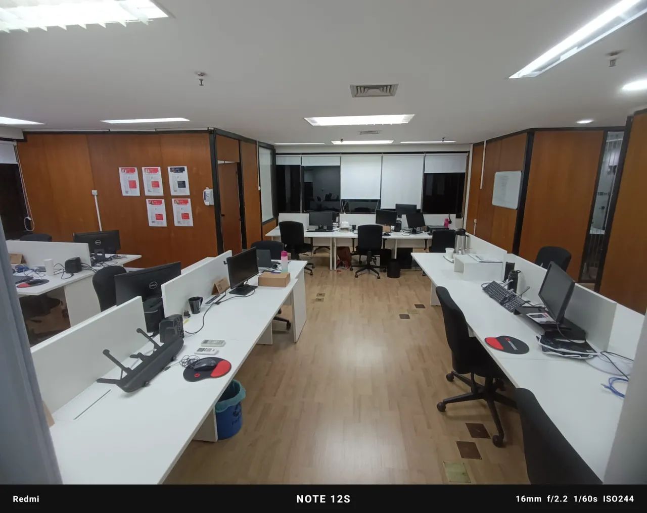 Escritório com 117 m2, mobiliado, Bairro Brooklim