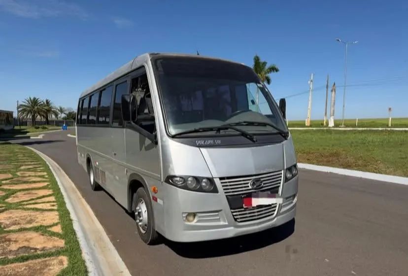 micro-ônibus Volare V8 2010