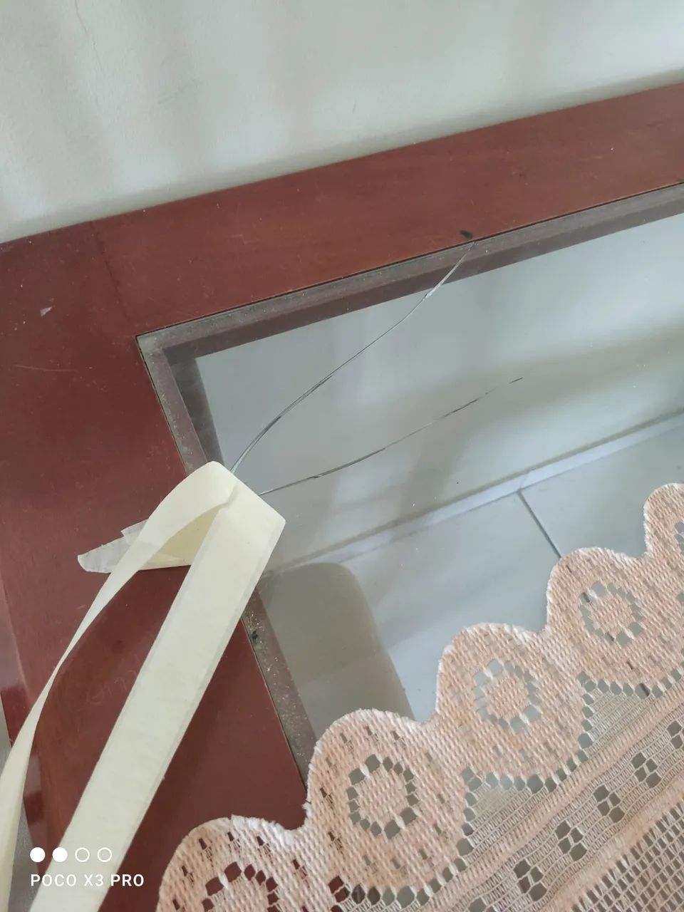 Mesá com Tampo de Vidro e 6 Cadeiras  - Foto 5
