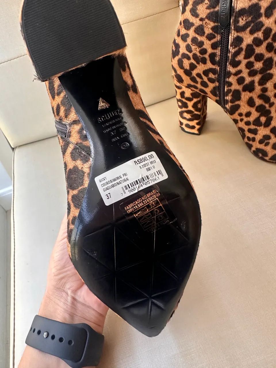 Bota Animal Print Schutz  - Foto 4
