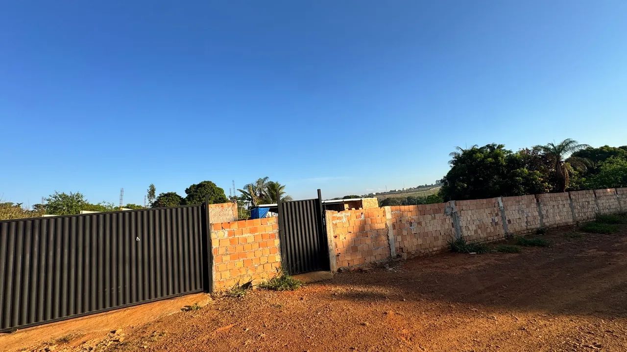 Vende-se terreno 