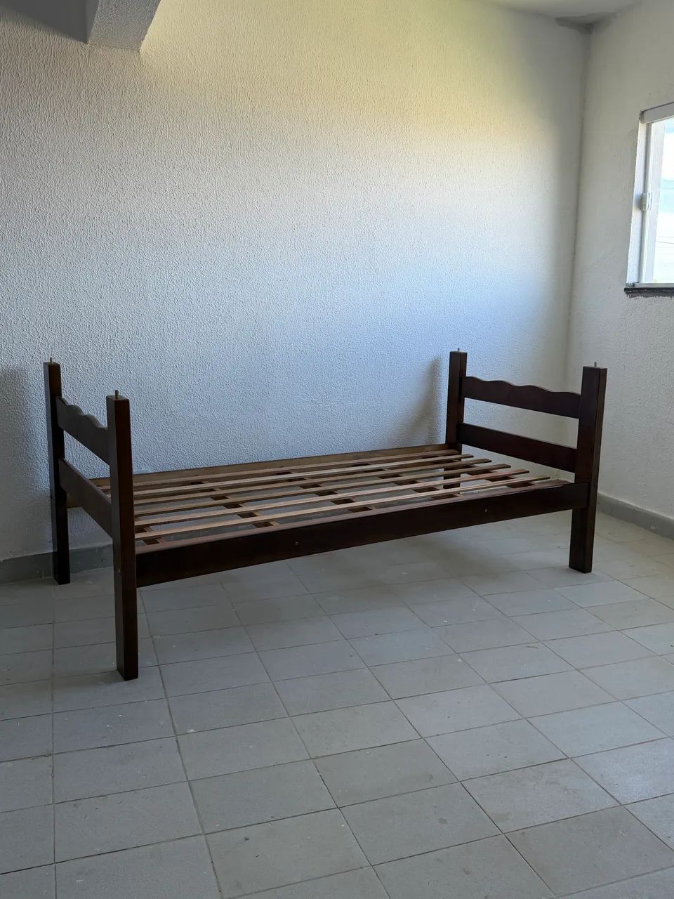 Cama 100% Madeira Maciça - NOVAS 465544849424404484