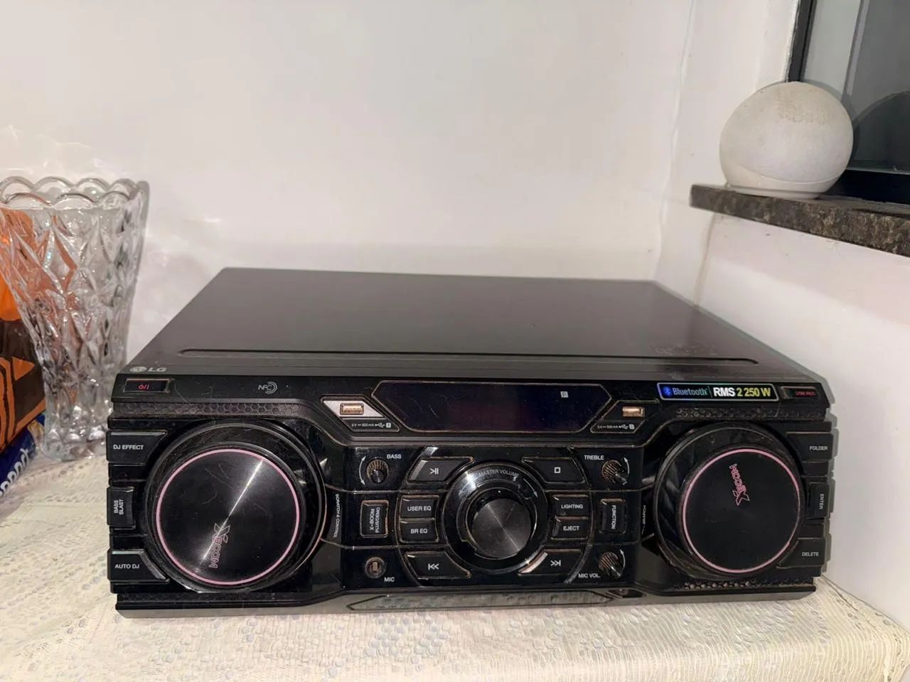 Som LG xBom 2250w 