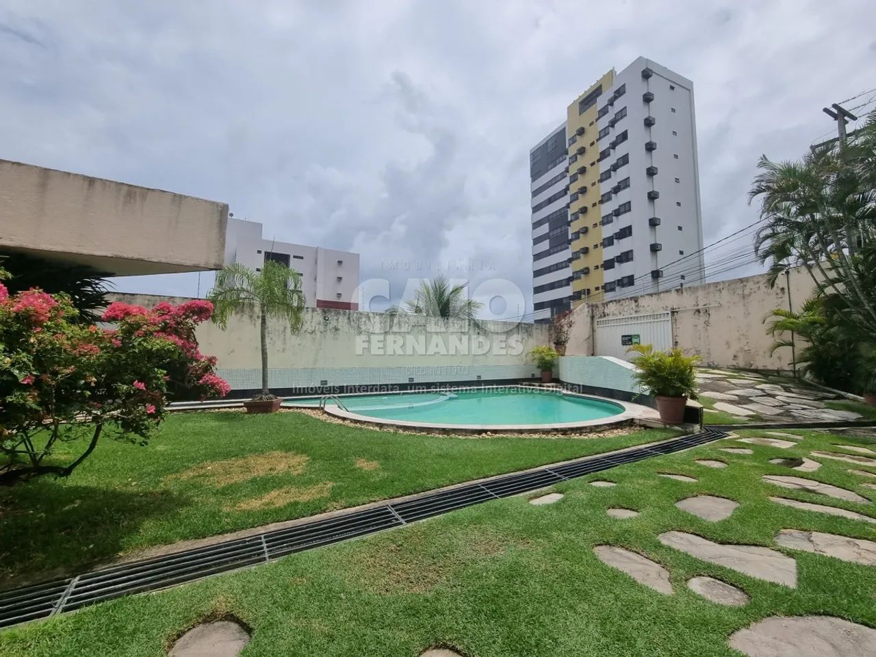 Apartamento no condomínio Apolônio Lima - Foto 3