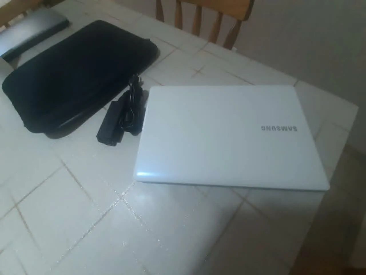 Vendo notebook.  - Foto 2