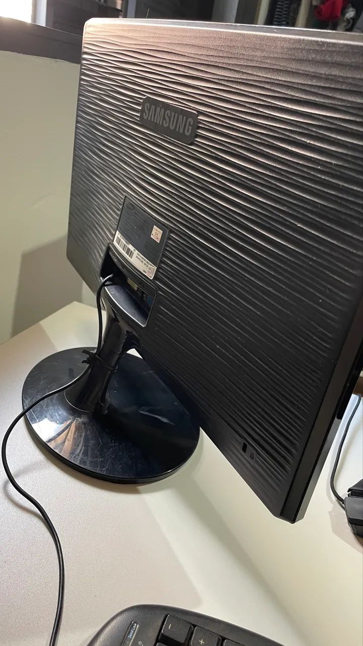 Monitor Samsung 60 hz (leia descrição) - Foto 5