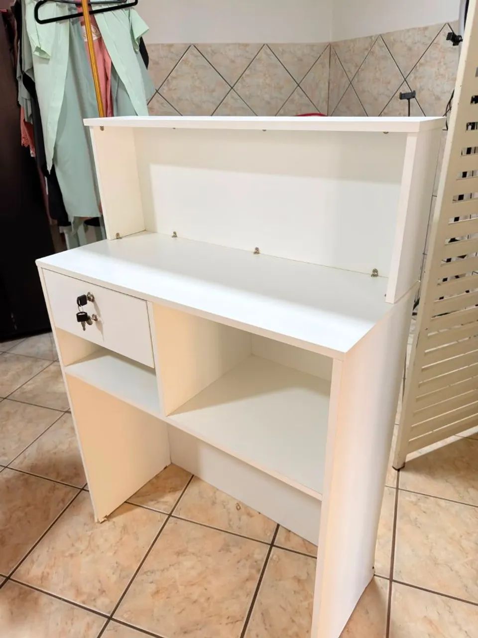 Vende-se balcão de recepção para salão  - Foto 5