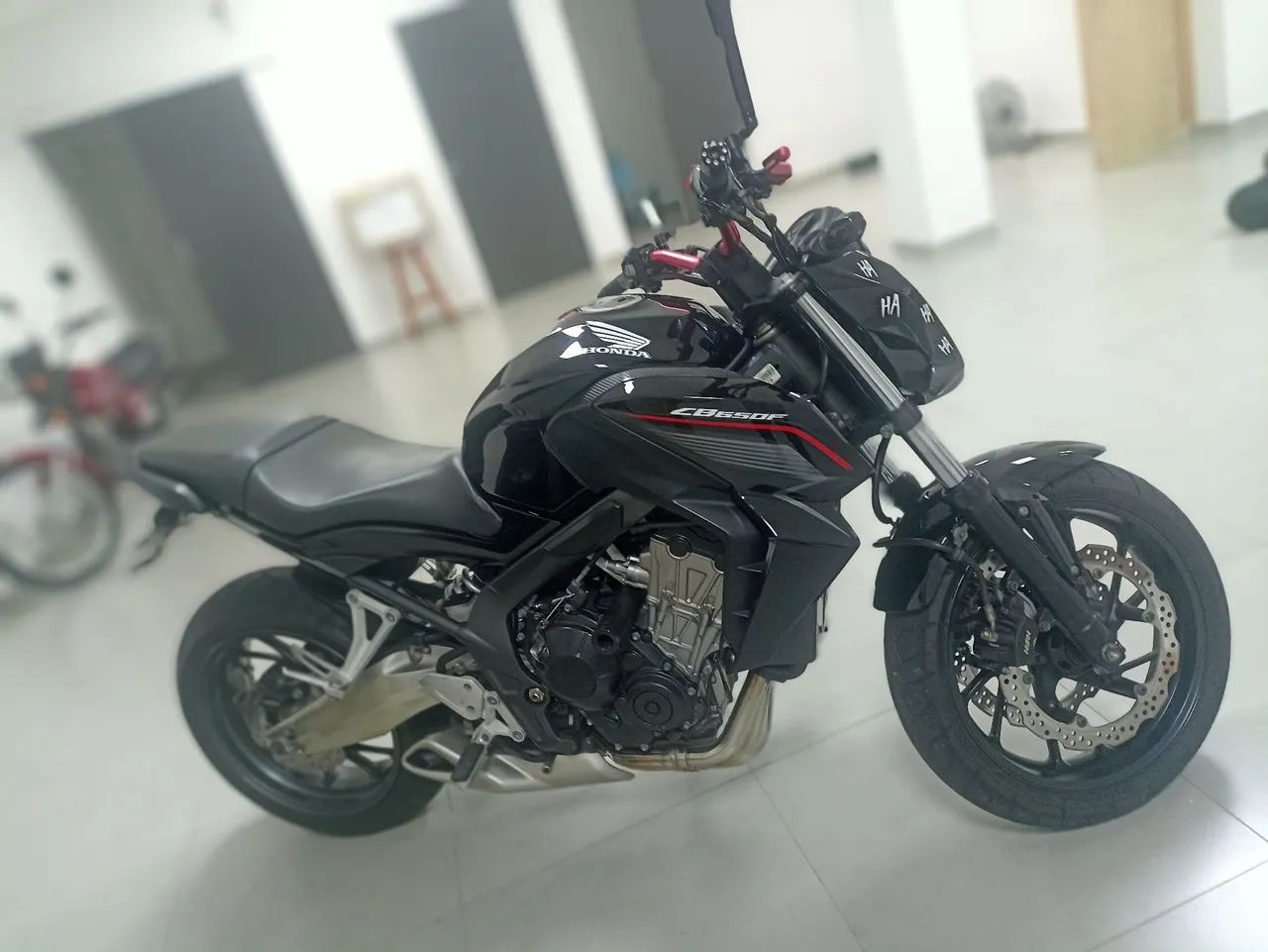 Honda CB650F - Foto 4