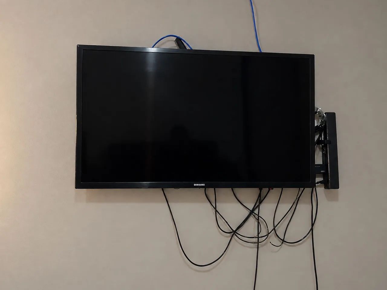 Vendo TV smart Samsung 32 polegadas 600$ pra vender logo - Foto 5
