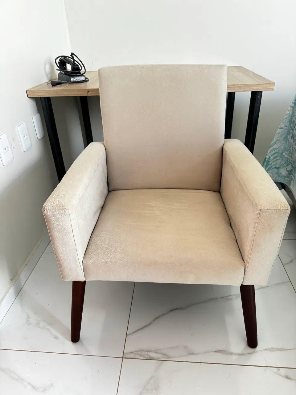 Poltronas Estofadas - Foto 2