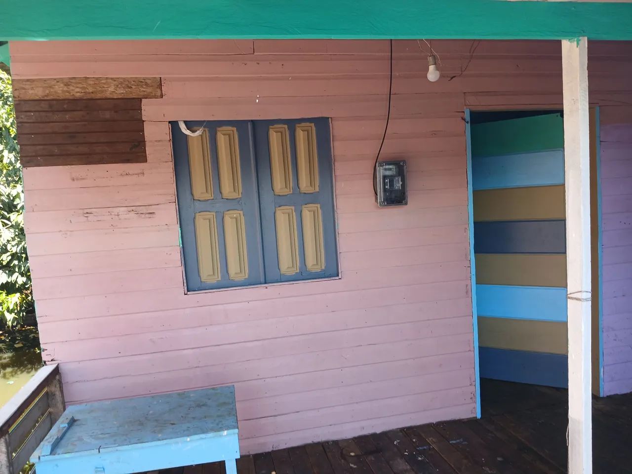 Alugo uma casa em área de ressaca 