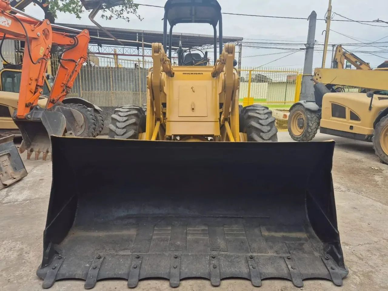 Pá carregadeira  - Foto 5