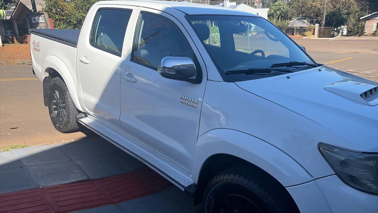 Toyota Hilux 2013