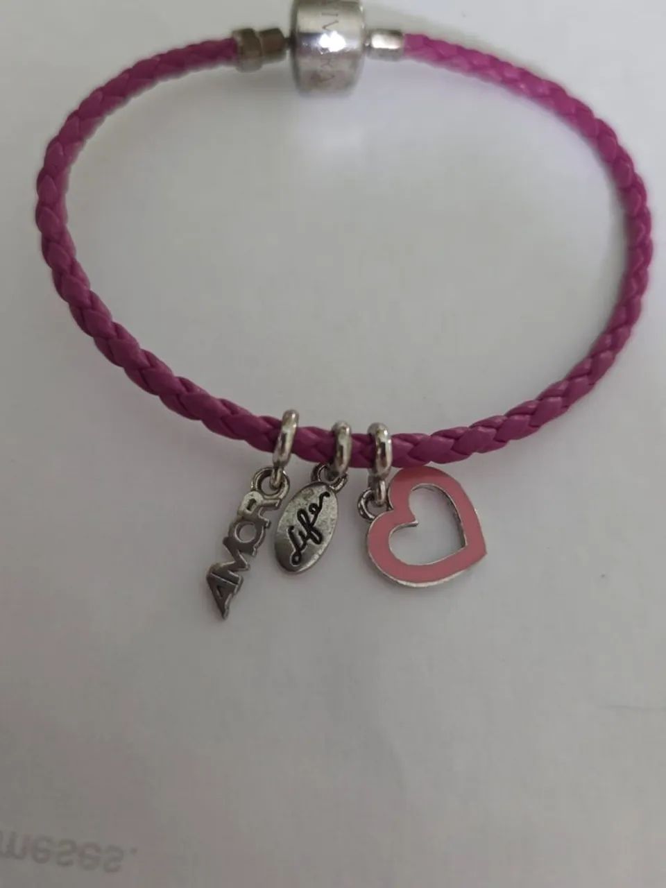Pulseira vivara couro com berloque - Foto 2