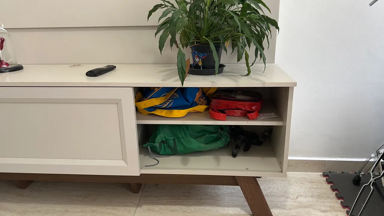 Rack e painel para TV em excelente estado - Foto 4